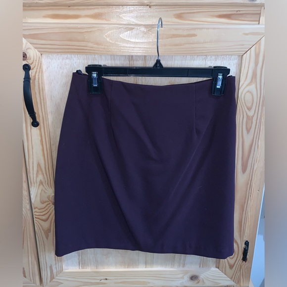 NWT Alyn Paige business career Minimalist skirt suit size 5/6 - Picture 3 of 7